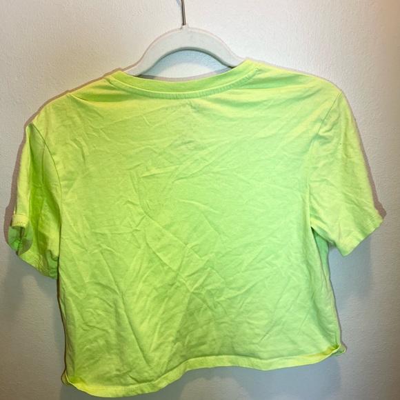 Hello Kitty Cropped Top - Picture 2 of 3